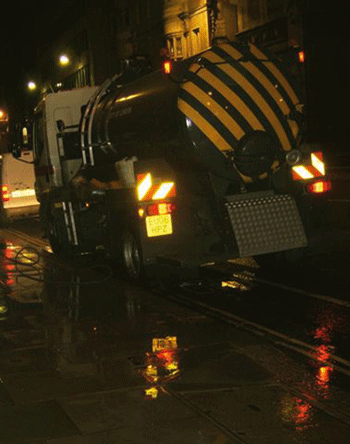 The water tankers move in... Photographer: Jill Clark