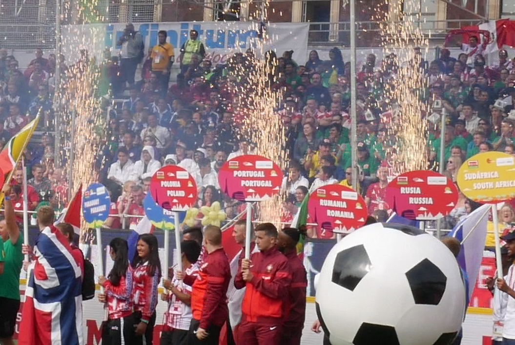 © www.edkirwan.co.uk and see instagram/twitter @edkirwan